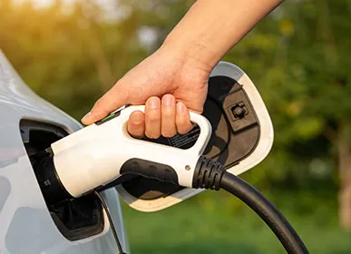 Sécurité et fiabilité garanties dans la prise de chargeur EV d'AUPINS