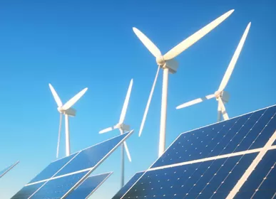 Le projet photovoltaïque + stockage d'énergie avec la plus grande capacité unitaire à Hainan a terminé le levage du stockage d'énergie.